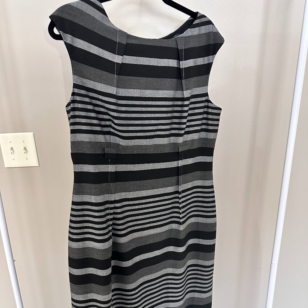Women's Calvin Klein Black/Grey Striped Dress Size: 14
